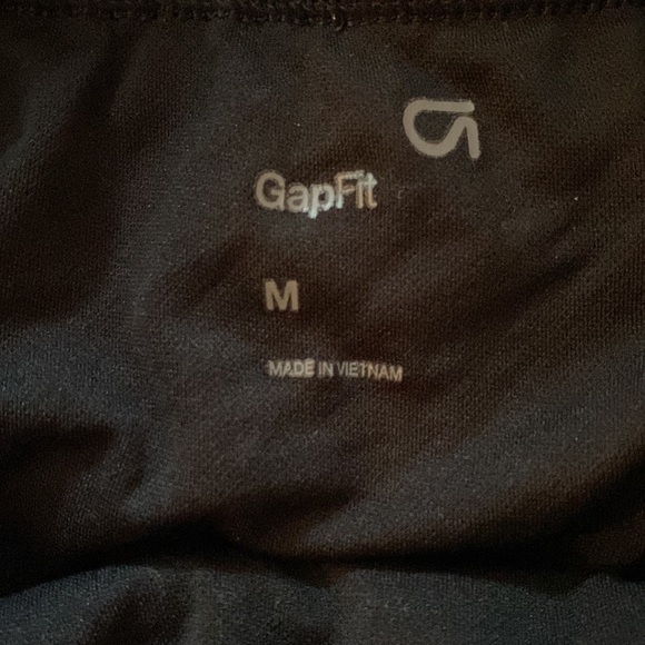 Gap Shorts - Picture 3 of 5